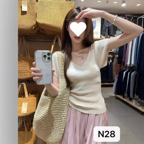 V-neck, small flying sleeves, ice silk short sleeves, women's summer thin style, temperament, figure-fitting, all-matching, slimming, straight shoulder knitted T-shirt top