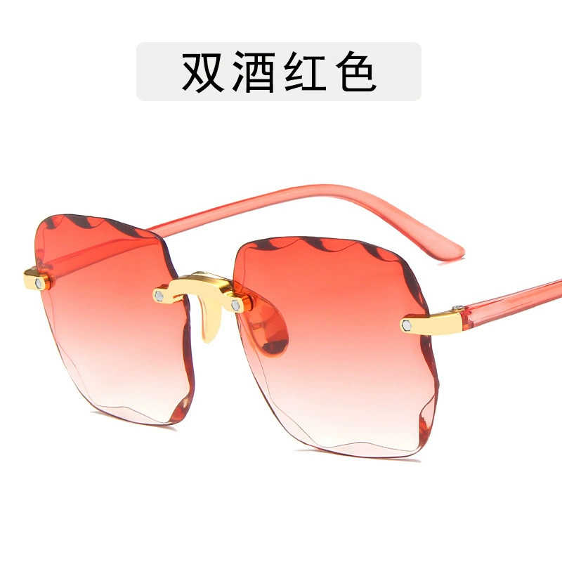 Sunglasses Retro solar-powered, European style, fashion trend, lightweight 0.148 kg
