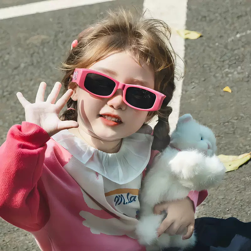 元气玫红儿童多巴胺太阳镜夏季出游防晒墨镜酷小孩凹造型太阳眼镜