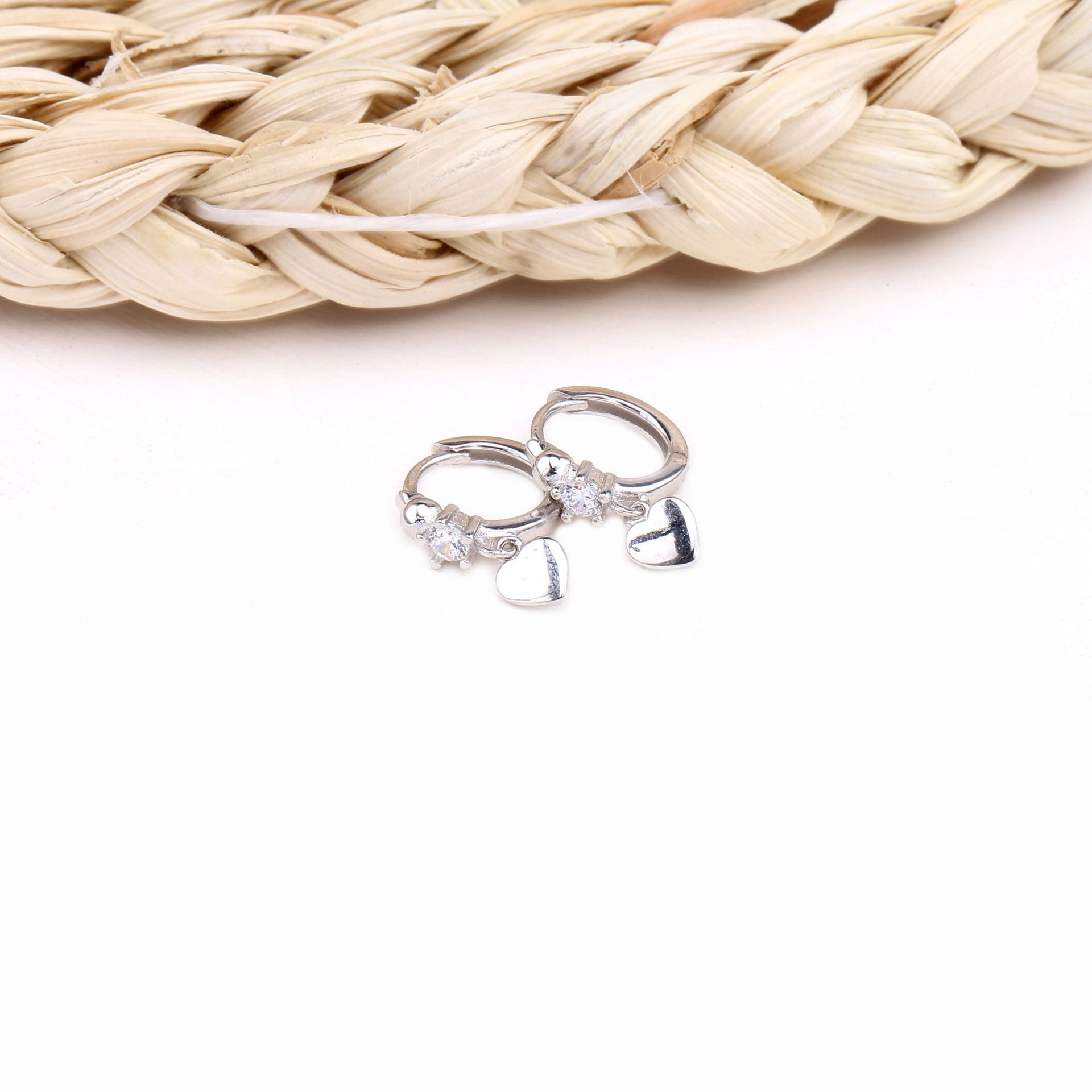 Holiday, Shopping Occasion 925 Sterling Silver Material 1 Pair 925 Sterling Silver Zircon Heart Shape Drop Earrings