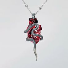 欧美夸张颈链复古灵蛇守护心脏吊坠小众锁骨链暗黑风缠绕情侣项链