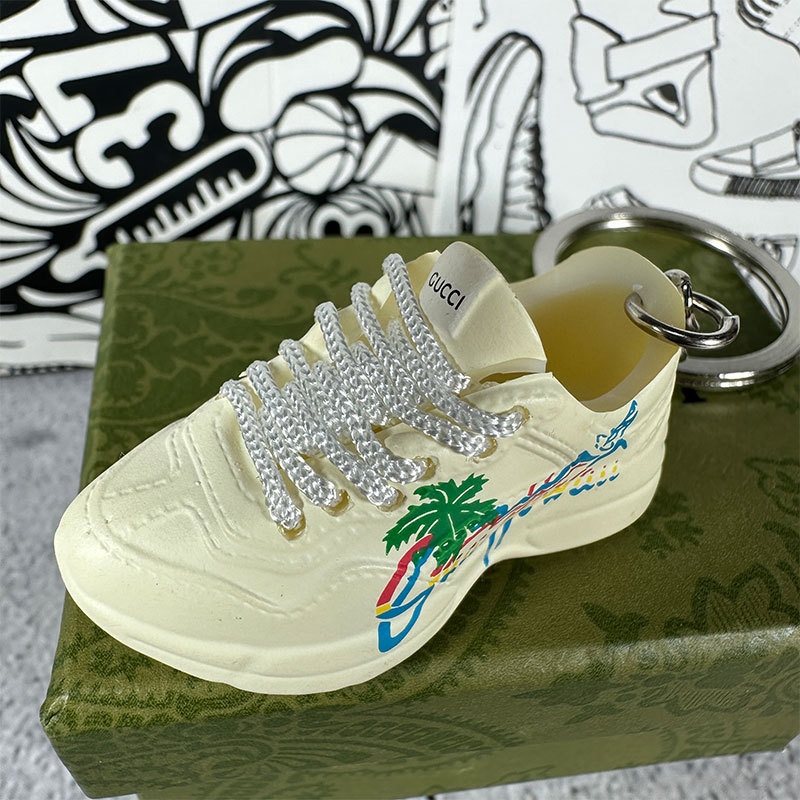 11.g coconut tree + box