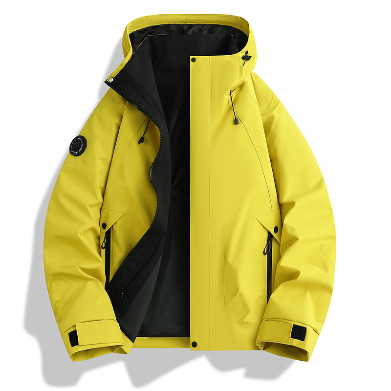 New windproof and waterproof hooded mountaineering jacket, featuring a simple, workwear-inspired design, suitable for winter and providing extra warmth