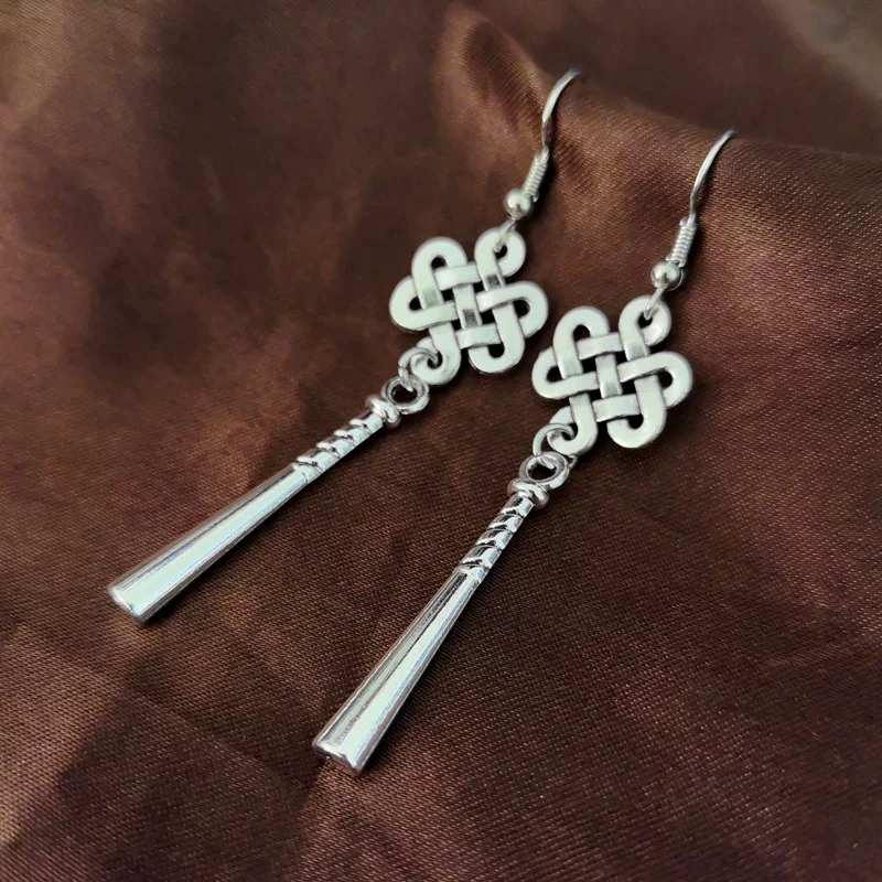 Retro universal long earrings handmade