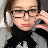 Древние комические очки черный квадрат cos красная фотография вогнутая форма может соответствовать близорукости