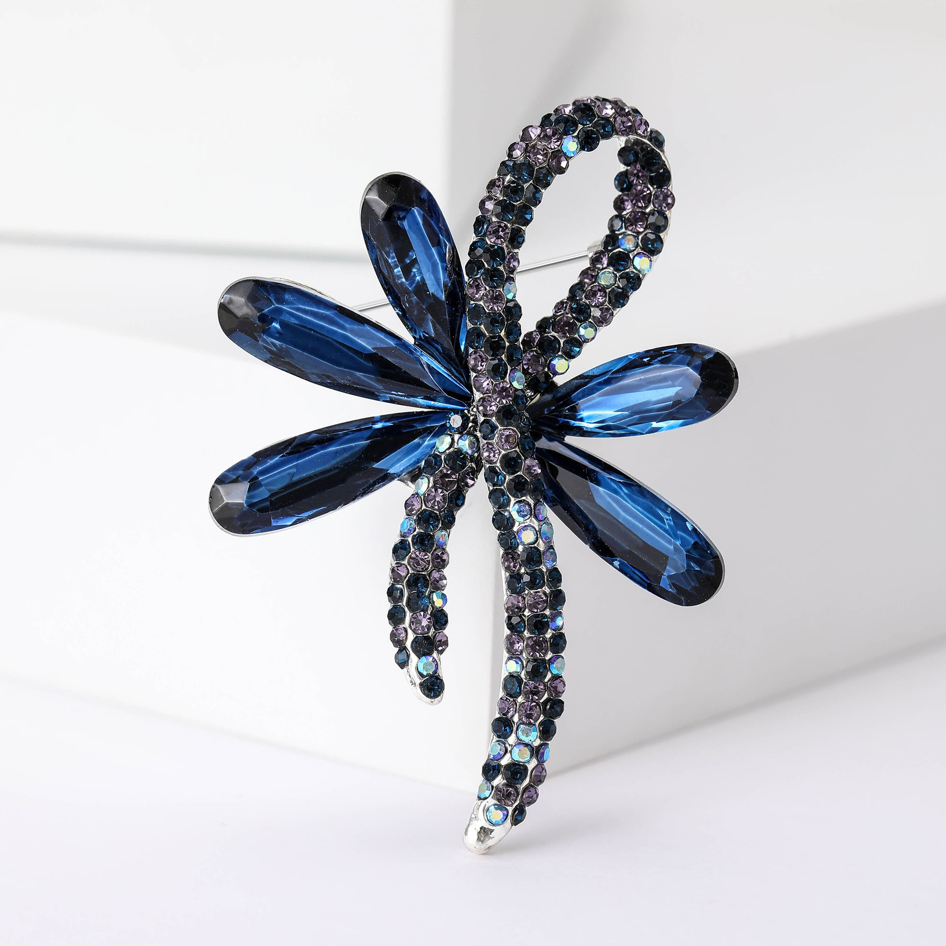 15g Weight Rhinestones Inlay Material Brooches Classification Holiday Occasion Alloy Material Bow Knot Pattern Women's Gender Inlay Design Pin Bow Knot Alloy Inlay Rhinestones Women's Brooches 4