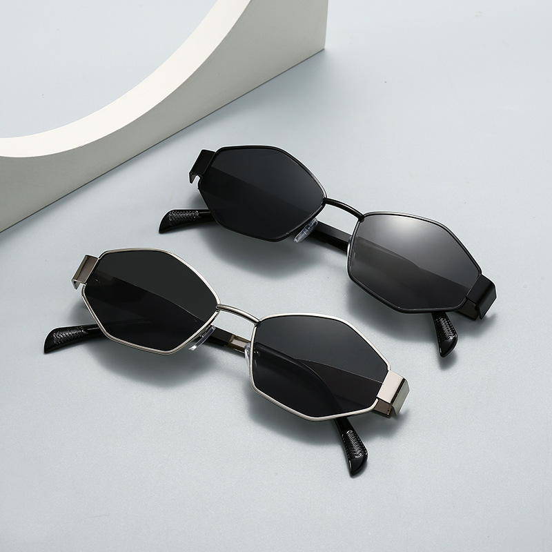 跨境新款菱形眼镜凯旋门时尚网红墨镜金属小框多边形遮阳太阳镜