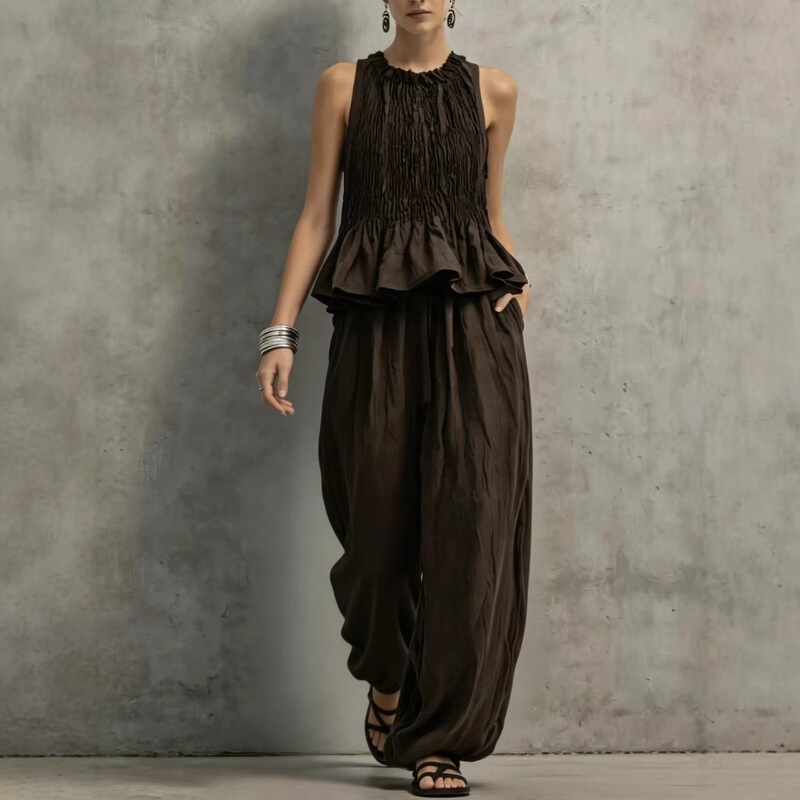 Retro Artistic Pleated Sleeveless Top and High-Waisted Wide-Leg Pants Set for Women, Summer Loose Slimming Two-Piece Casual Outfit Retro Artistic Pleated Sleeveless Top and High-Waisted Wide-Leg Pants Set for Women, Summer Loose Slimming Two-Piece Casual Outfit