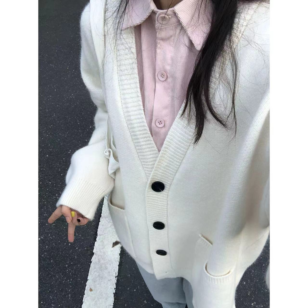 Coreano suave glutinoso cuello v manga larga suéter de viento perezoso abrigo otoño y invierno nuevo estilo casual exterior suelto cardigán de punto para mujeres