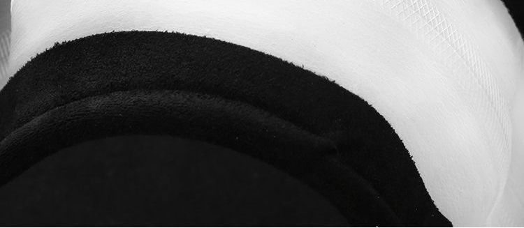 Unisex fur suede steering wheel cover, suitable for all seasons, sweat-absorbent, non-slip, breathable, warm, and stylish
