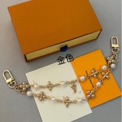 ロバの花のパールバッグ