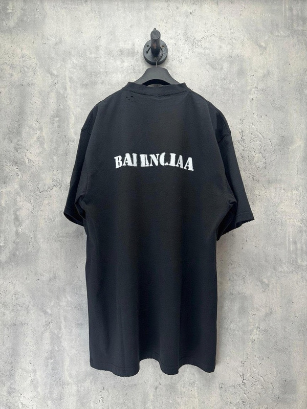 Bjia 【高品質】Bjia クラシック フロントとバック グラデーション プリント ファジーロゴ 半袖 Tシャツ 男女兼用|undefined