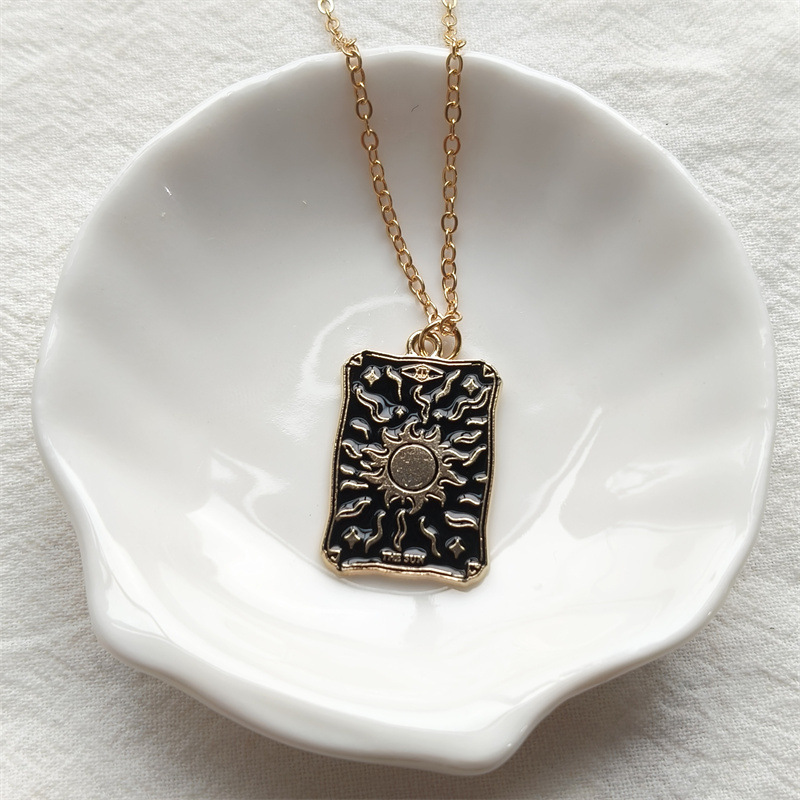태양 타로 목걸이