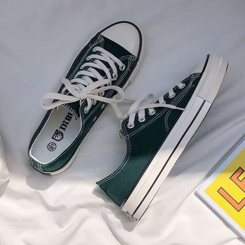 Zapatos de lona para hombres, alta tendencia, estudiantes, zapatos para hombres coreanos, zapatos deportivos de todo fósforo, 2025 nuevos zapatos de tela para niños, hombres