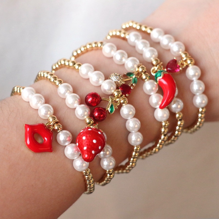 Copper Pendant Material Bracelets Classification Sweet Heart Shape Strawberry Chili Artificial Pearl Copper Beaded Chain Beaded Bracelets Wholesale