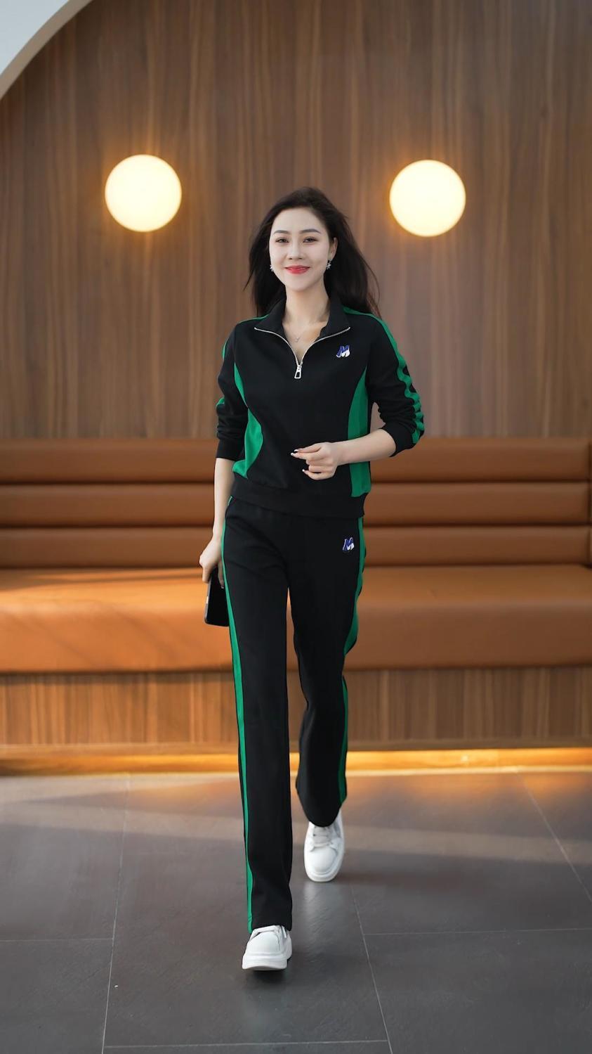 ChicShe ChicShe ChicShe New Arrival European American Style Casual Sports Suit Spring And Autumn Fashionable Stand Collar Sweatshirt Wide_voghion.com