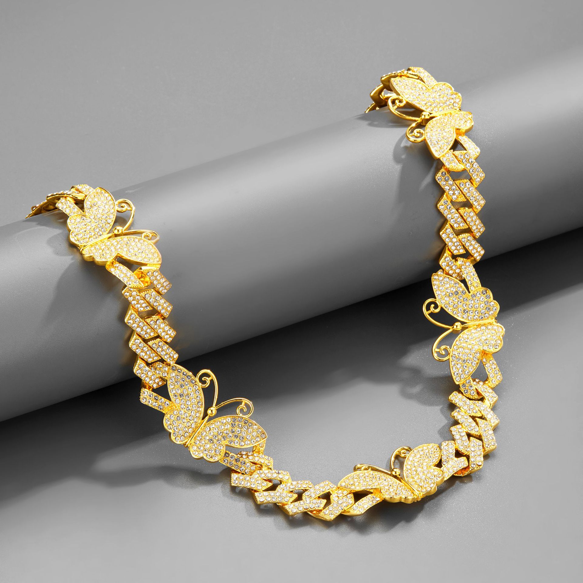 Diamond Set Butterfly Cuban Chain Necklace For Couples Versatile_voghion.com