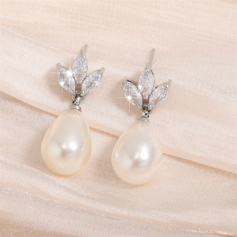Cubic Zirconia And Pearl Stud Earrings, Delicate And Versatile For Work, Commute And Daily Wear. Hypoallergenic, Tarnish-resistant And Durable For Lon_voghion.com