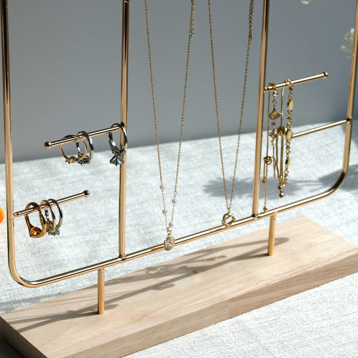 ʵľն̶ܵμܹҶֽеƷչʾ