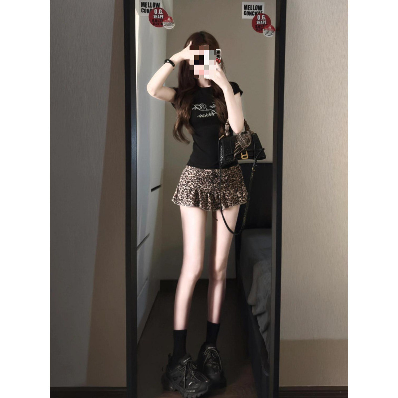 甜辣风小众烫钻短袖T恤套装女夏季辣妹豹纹半身裙修身显瘦上衣ins|undefined