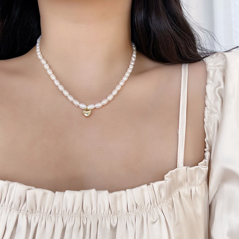 45g Weight Necklace Classification 1 Piece Quantity Daily Occasion Freshwater Pearl Material Heart Shape Pattern Women'S Gender Beaded Design Retro Style 1 Piece Retro Heart Shape Freshwater Pearl Beaded Necklace 21