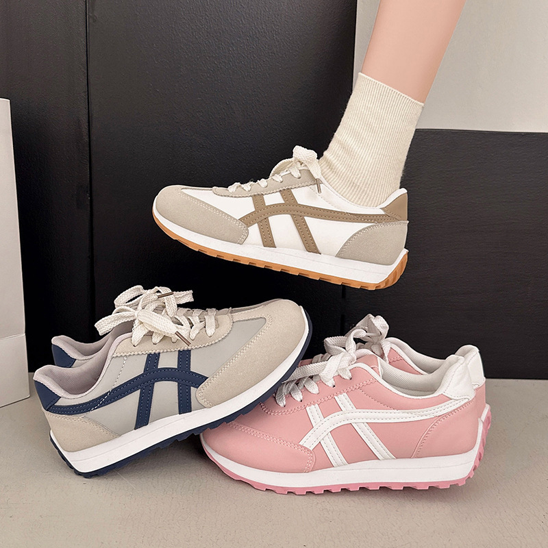 Women's Training Shoes, New Korean Style for Spring and Autumn, Versatile Round-Toe Lace-Up Campus Lightweight Non-Slip Flat Sneakers, Large Size Women's Shoes Women's Training Shoes, New Korean Style for Spring and Autumn, Versatile Round-Toe Lace-Up Campus Lightweight Non-Slip Flat Sneakers, Large Size Women's Shoes