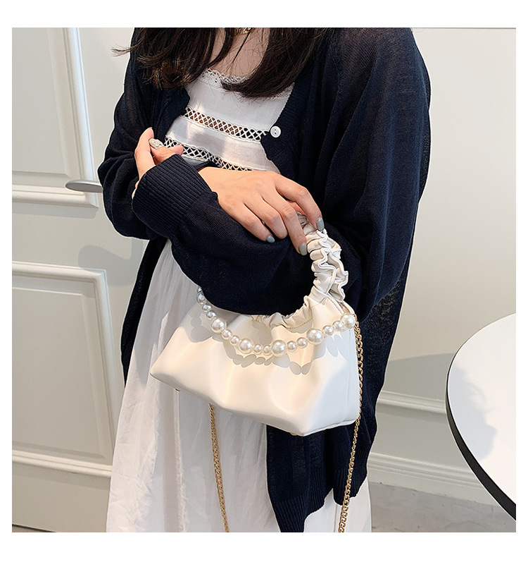 Wholesale Pleated Pearl Chain Solid Color Handbag Nihaojewelry display picture 207