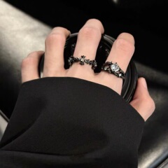ヨーロッパとアメリカのパンク、ダークスタイル、十字架、個性的なニッチリング、ジェンダーレススタイル、ファッショナブルなカップルリング、ペアリング