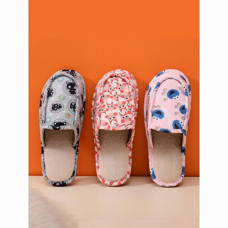 Autumn and Winter Cartoon Fabric Warm Cotton Slippers for Women and Couples, Indoor Non-Slip Soft Sole Maternity Silent Slippers for Men