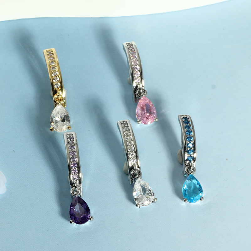 Pointed titanium steel lip stud product view