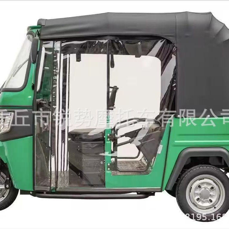 Fuel-Powered Tricycle, Black Passenger-Drawn Vehicle, Tourist-Trucked Vehicle for Passenger Transport in Scenic Areas, Gasoline-Powered Tricycle