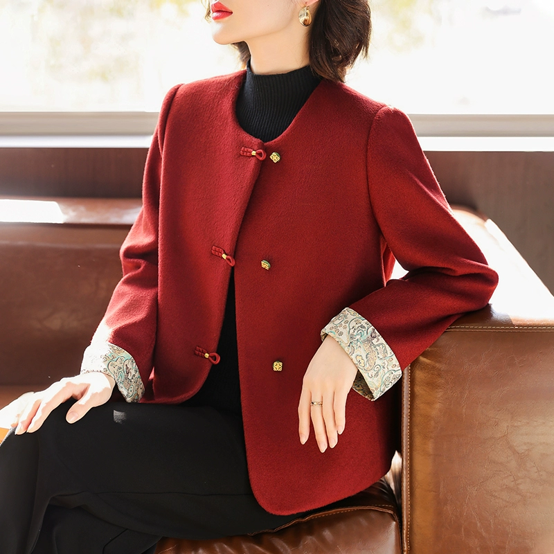 Веселая свекровь и мама весеннее платье шерстяная короткая куртка