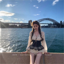 你的懒懒llan拜占庭宫廷风性感V领上衣+半裙+鱼骨腰封套装女