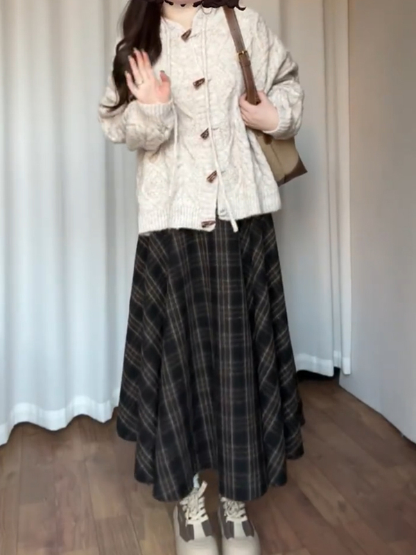 美拉德复古格子半裙大码胖mm大摆裙显瘦梨型女高腰a字半身裙子潮|undefined