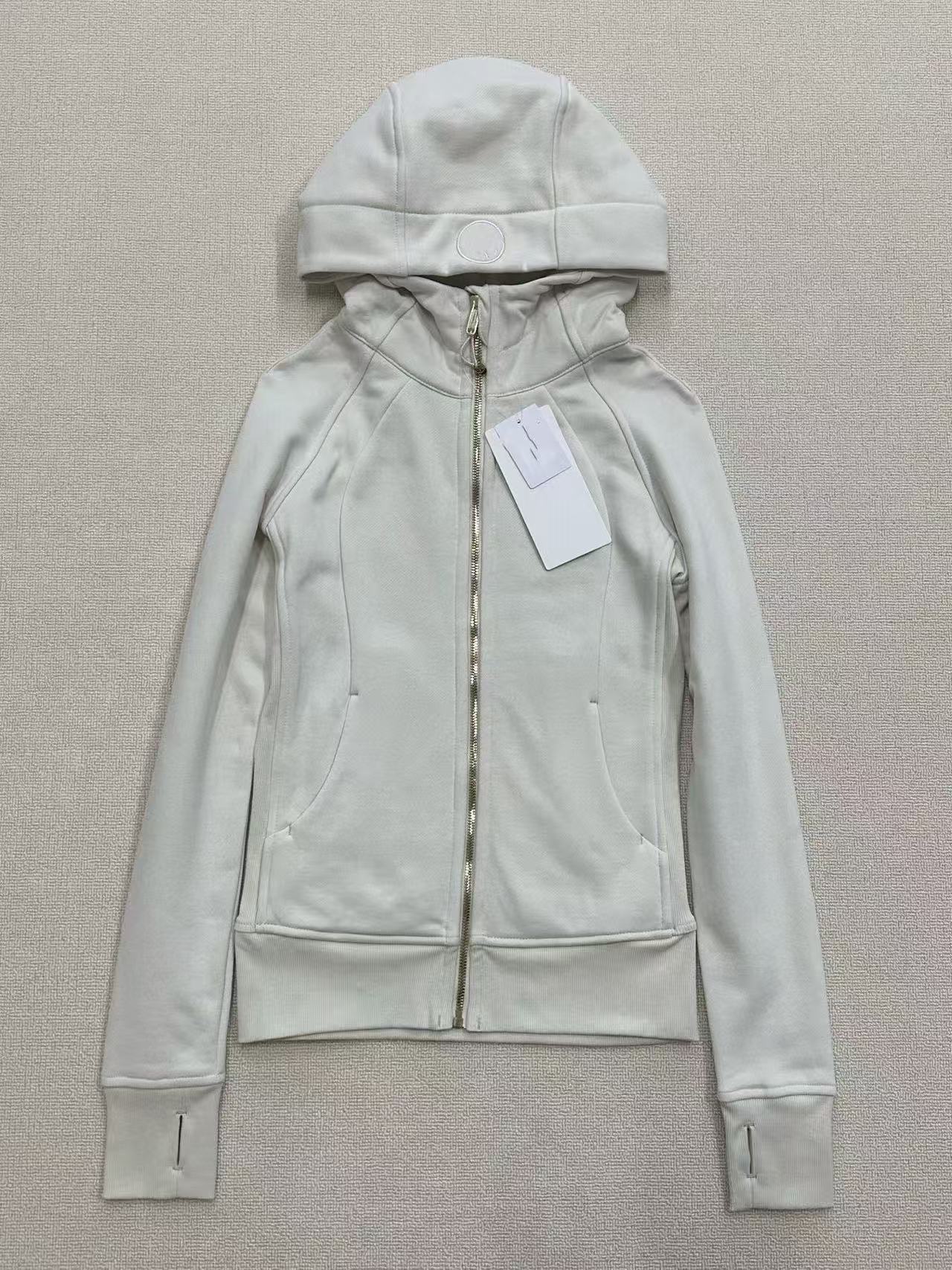 Ivory white / 4