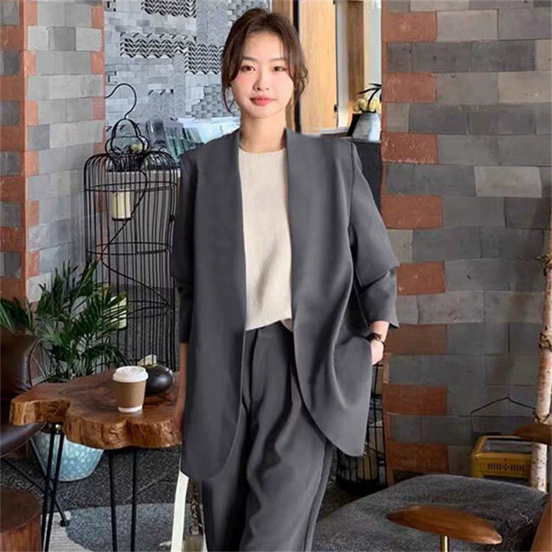 Серый маленький пиджак для женщин, ранняя весна-осень 2021, новый осенний комплект из двух предметов, маленький повседневный костюм для женщин