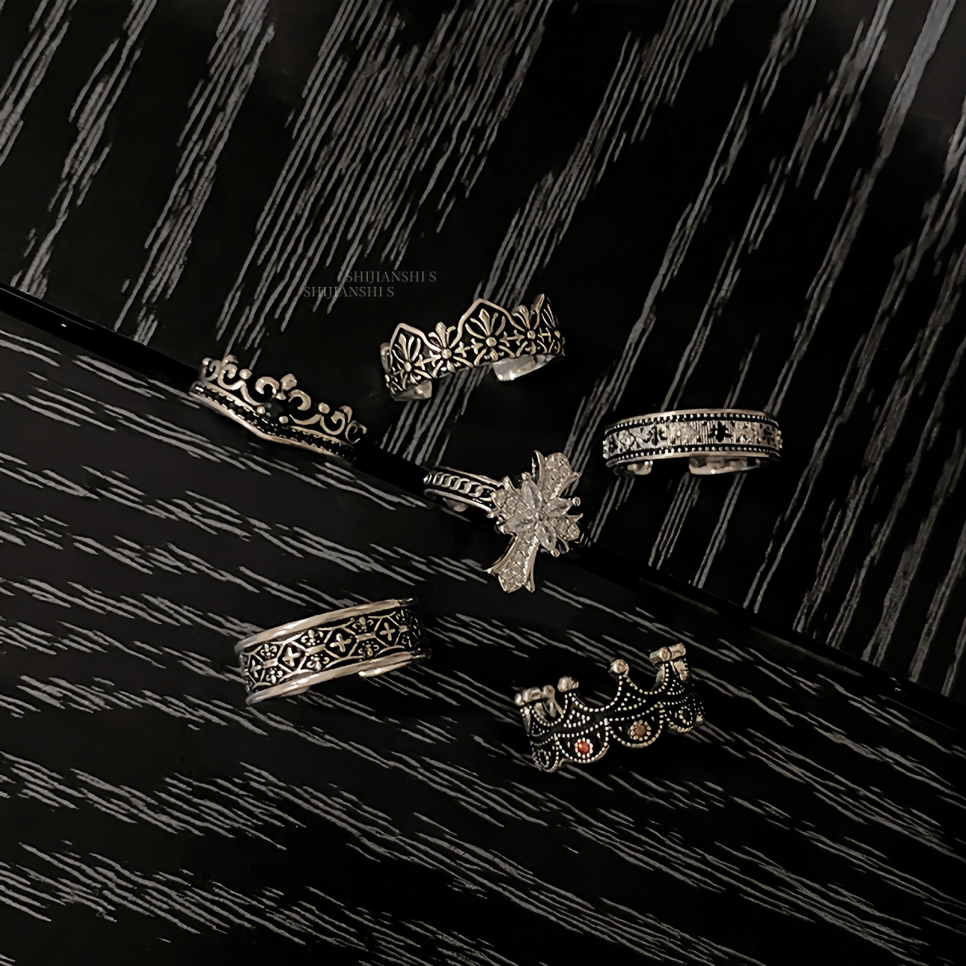 "Black Ebony" Vintage Cool Distressed Cross Crown Ring Accessory Trendy Creative Stackable Patterned Index Finger Ring