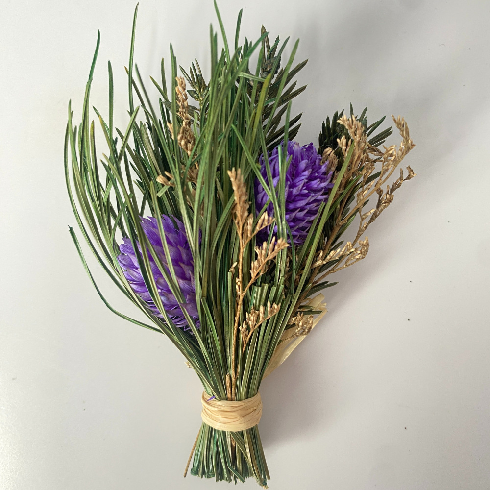 Mori Eternal Flower Mini Real Flower Dry Flower Ramo pequeño Accesorios Decoración hecha a mano Adornos de escritorio