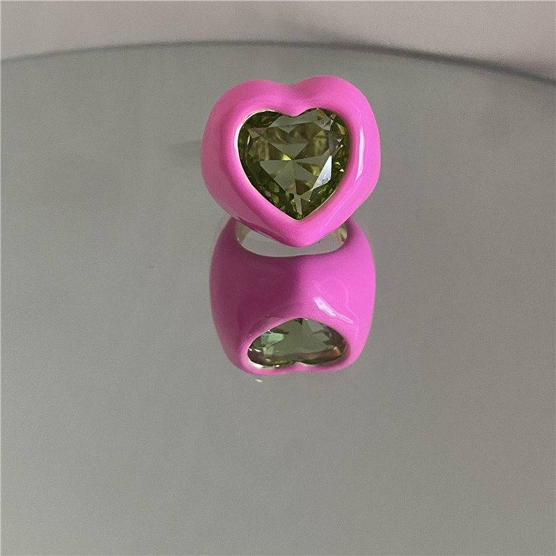 Anillo En Forma De Corazón De Pintura En Aerosol De Esmalte De Color De Piedras Preciosas Grandes De Moda Al Por Mayor Nihaojewelry display picture 7