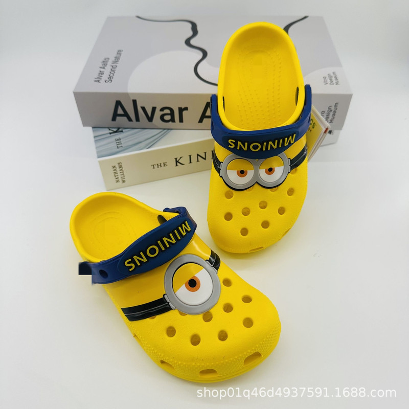 26 New Cartoon Minion Pikachu Children's Clogs Slippers Non-Slip Wear-Resistant Sandals Summer Closed-Toe Shoes 26 New Cartoon Minion Pikachu Children's Clogs Slippers Non-Slip Wear-Resistant Sandals Summer Closed-Toe Shoes