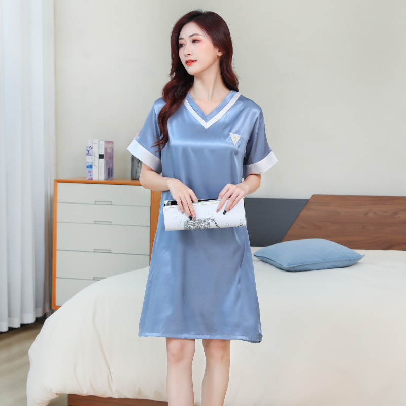 Verano hielo y nieve pijama de seda chica simple moda delgada dulce temperamento de estudiante pijama red sexy ropa doméstica