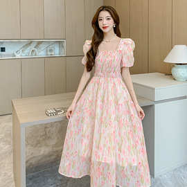 茶歇法式夏季连衣裙女2024赫本风长裙粉色气质印花显瘦甜美仙裙子