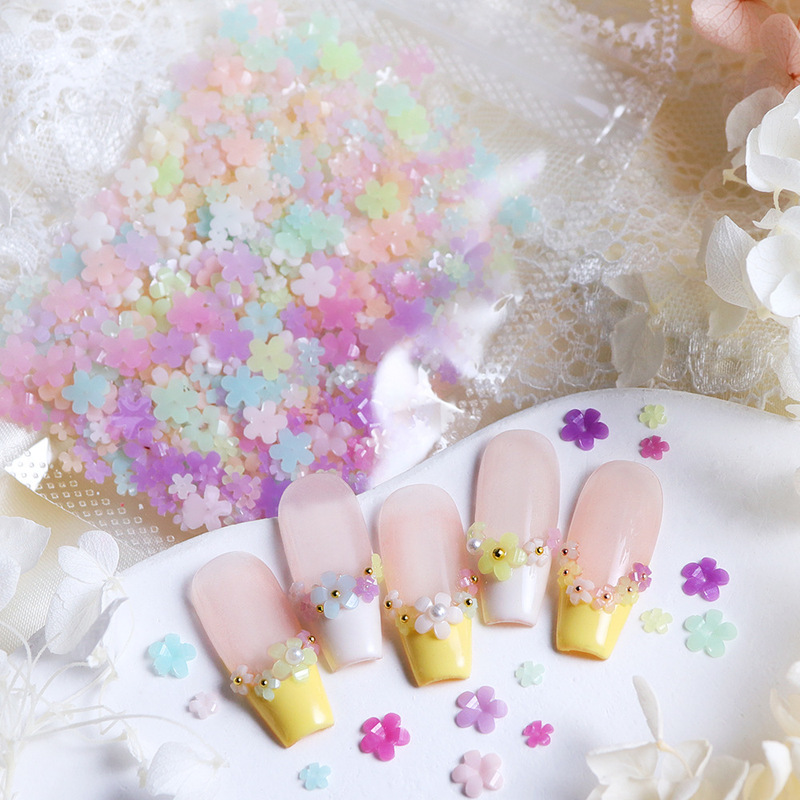 400 Pieces of Five-Petal Flower Uv Color-Changing Nail Art Accessories, Colorfulful Resin Mixed Size Flower Jewelry Wholesale