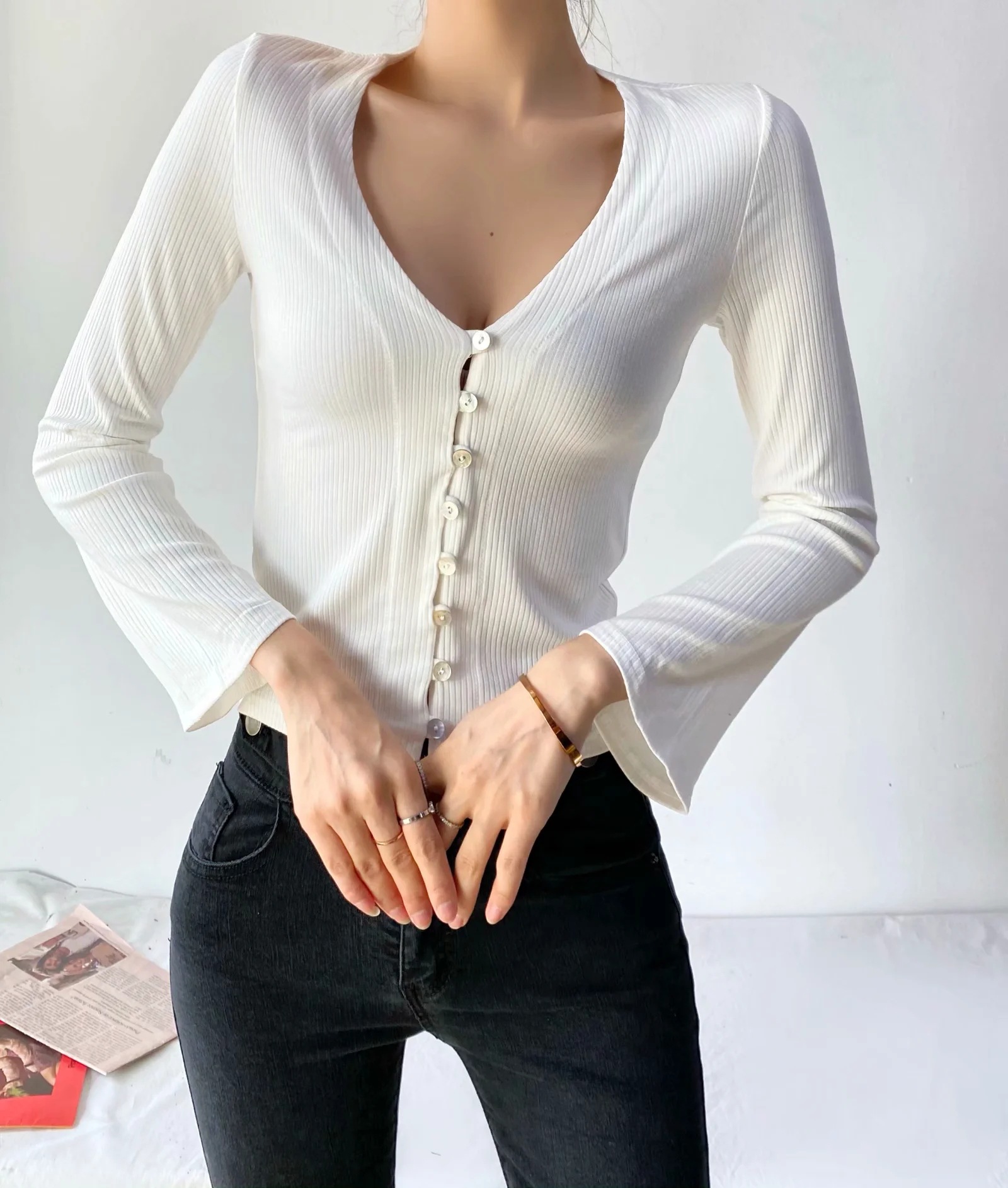 V-neck slim long-sleeved shell button cardigan top NSAC30589