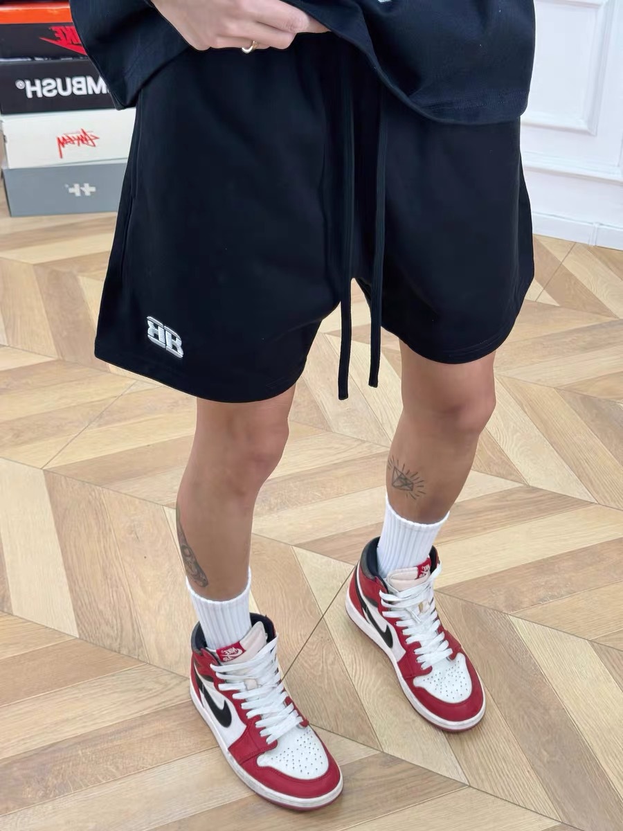 Pantalones cortos deportivos con bordado de letras de marca de moda de verano para hombres, casual americano, cintura elástica de algodón guapo, pantalones harem, marea fina