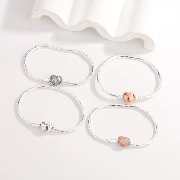 White Copper Silver-Plated Mother's Day Heart Classic Style Silver Diamond-Encrusted Snake Bone Chain Rose Gold Heart Bracelet