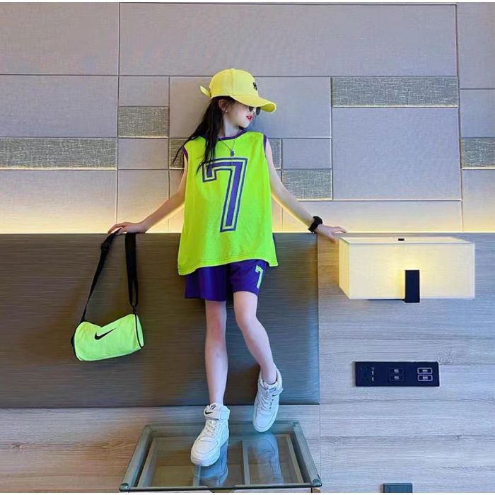 Traje deportivo para niñas verano nuevo uniforme de baloncesto de secado rápido para niños medianos y grandes, chaleco suelto, pantalones cortos, dos piezas, transpirable y delgado