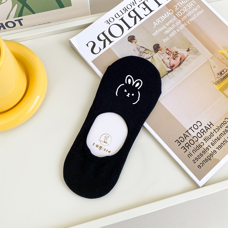 Calcetines de tobillo calcetines invisibles antideslizantes para mujer calcetines de algodón de corte bajo japonés de color caramelo de verano para mujer calcetines de mujer zhuji al por mayor