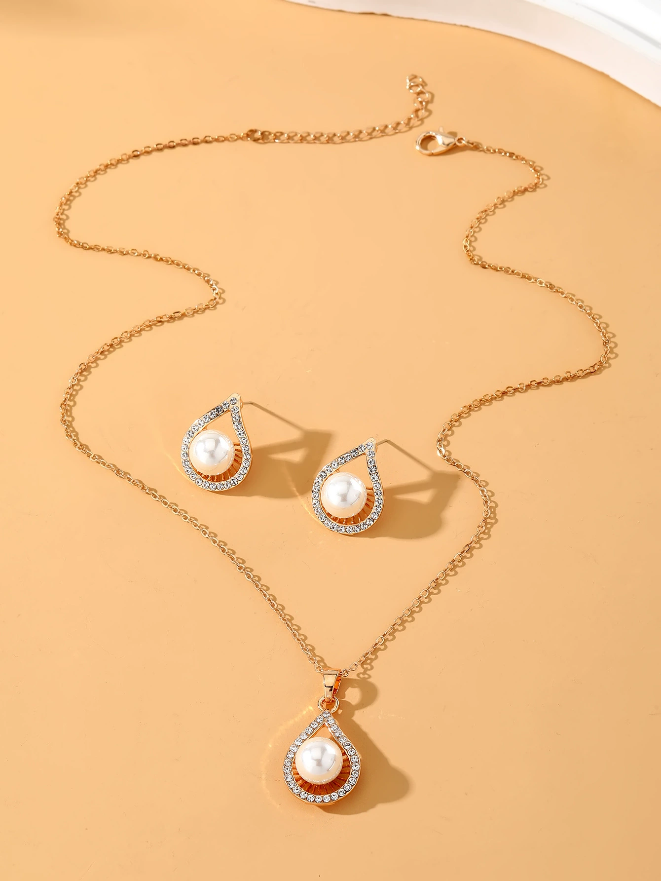 Серьги из жемчуга, ожерелье, комплект, украшения, подвеска, аксессуар для невесты, простой и элегантный дизайн, опт