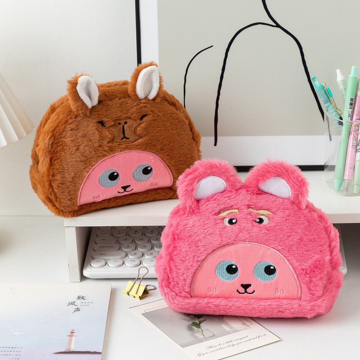 Nueva felpa crossbody pequeño Castor loopy lápiz caso japonés lindo dibujos animados papelería bolsa de gran capacidad bolsa de cosméticos para las mujeres
